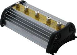 Batterikombinerare 3 x 140 A